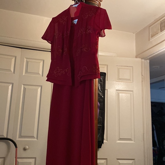 Burgundy dress w ruffled jacket exquisite 2pcs - Picture 6 of 8